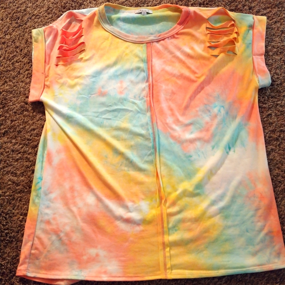 Women's shirt